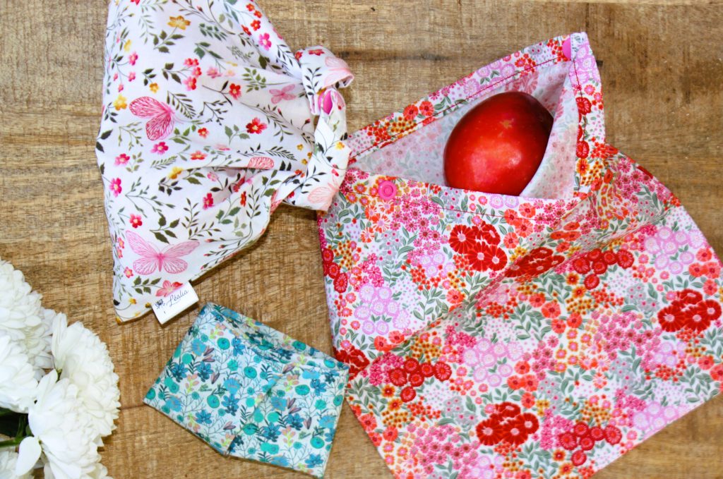 sac à vrac floral rouge bleu blanc papillon