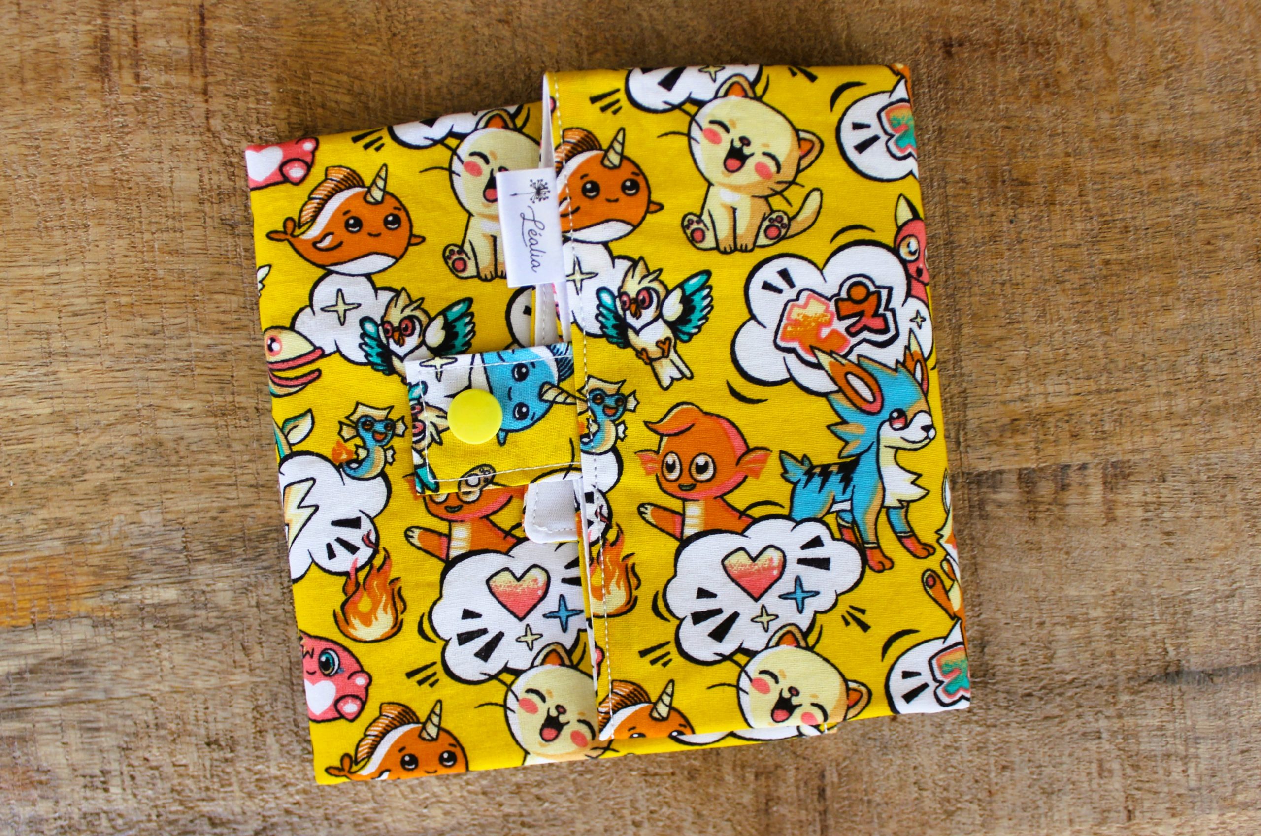 pochette à sandwich pain de mie manga jaune chat renard narval
