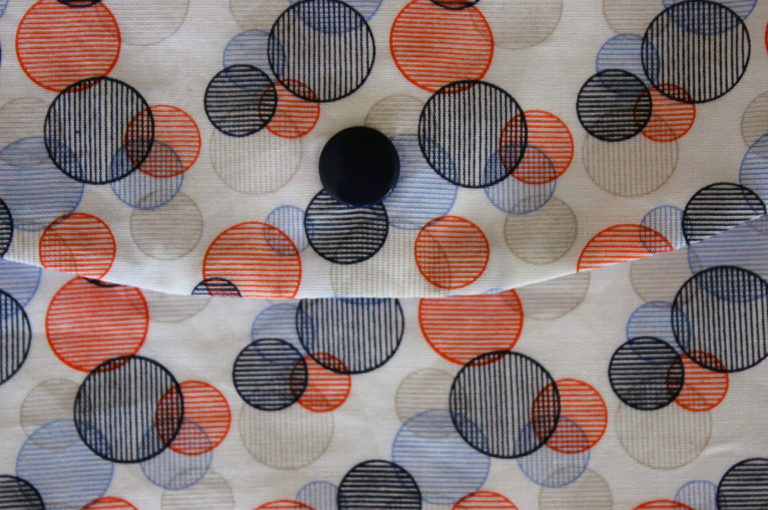 Pochette à goûter bleu rouge bulle