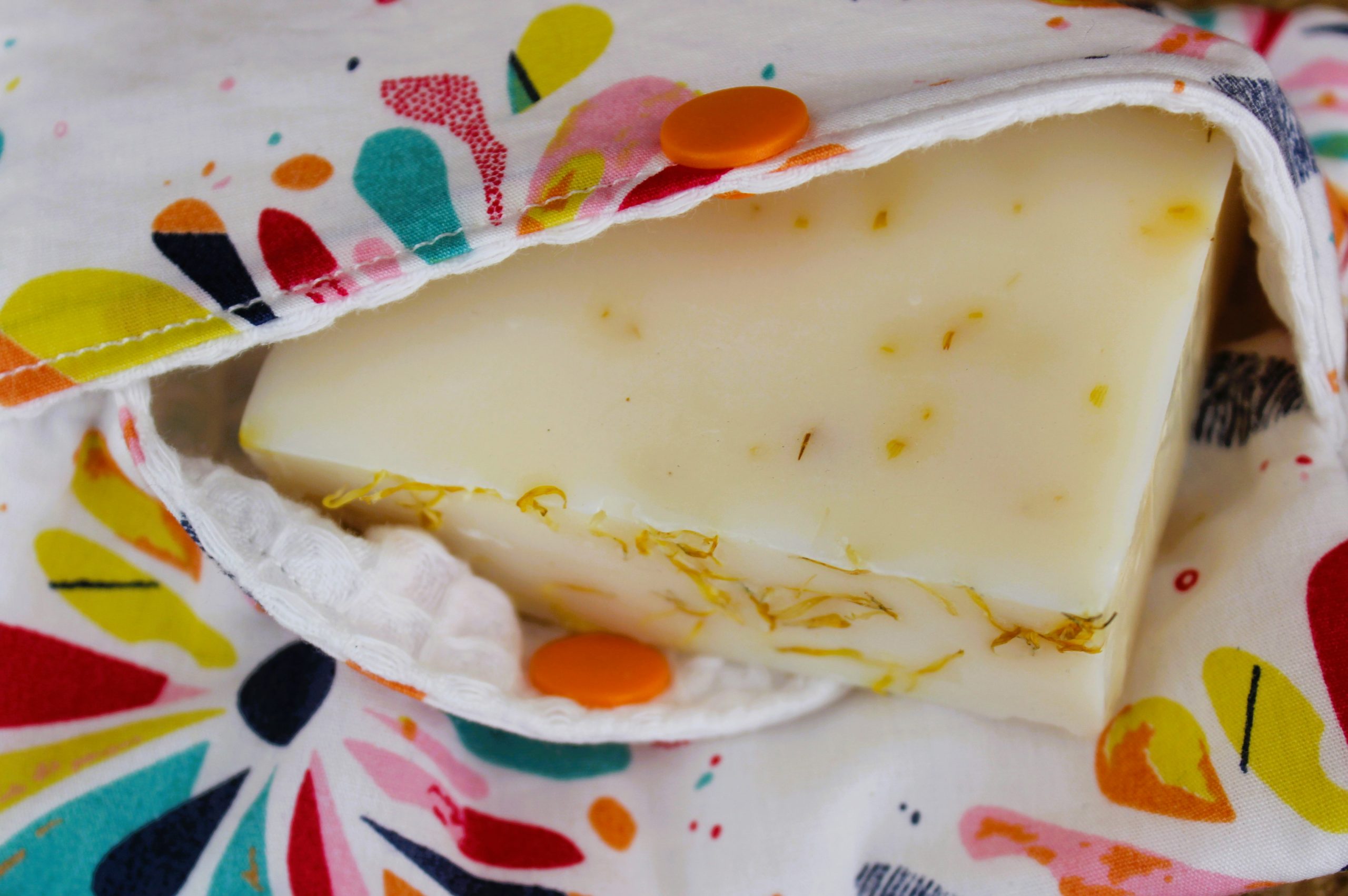 pochette à savon et shampoing solide multicolore