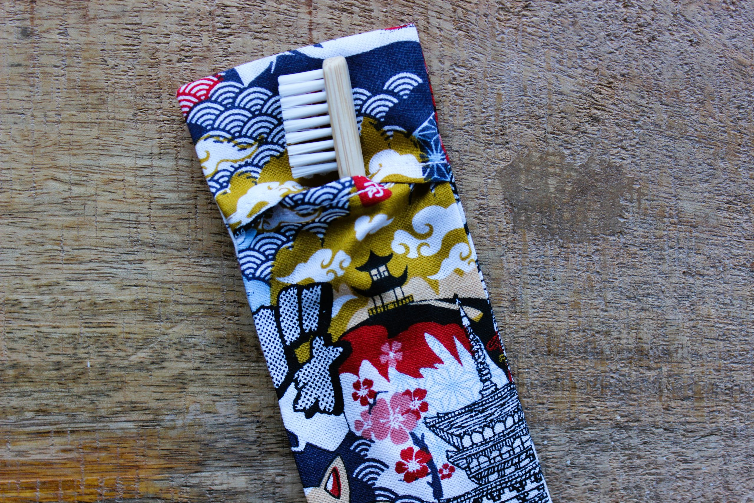 pochette brosse à dents manga marine