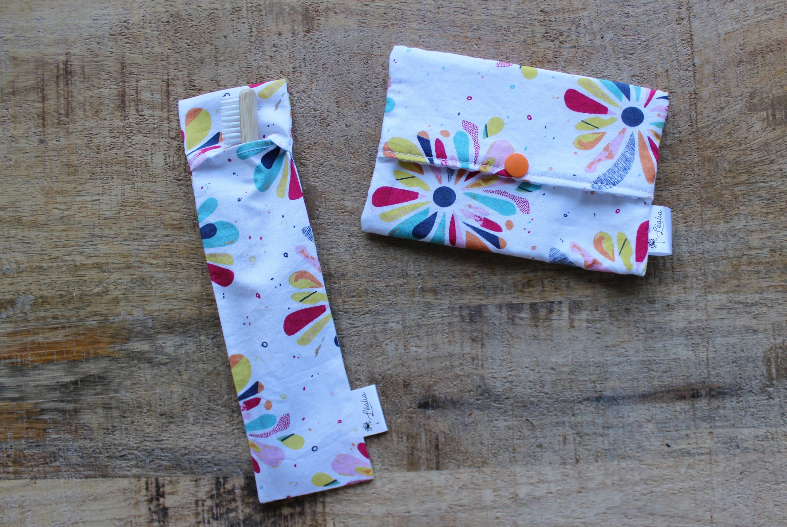 kit pochette brosse à dents et pochette à savon